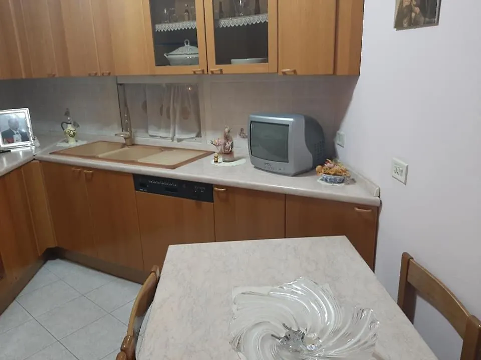 Modern Den Apartment Noto